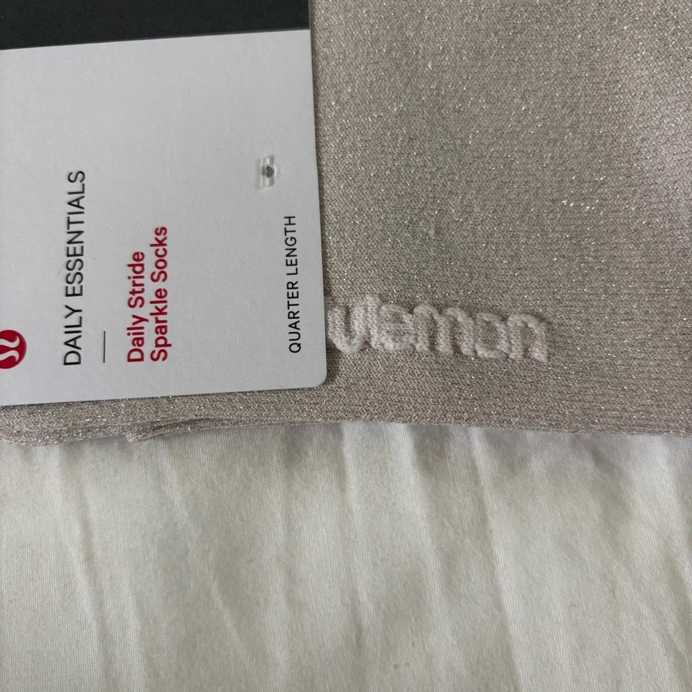 Lululemon Daily Stride Sparkle Quarter Sock Lot of 2 Black Pink Women’s Size L